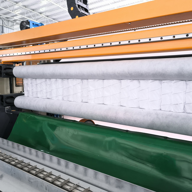 Yüksek Performanslı 6.5KW Cep Yay Montaj Makinesi 5-6 Tel / Min Çıktı