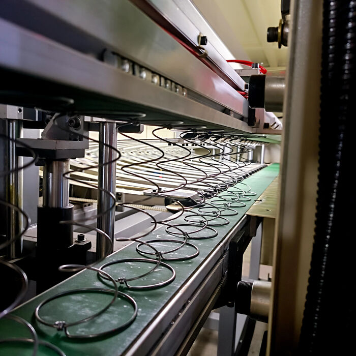 1.3-1.6mm Tel Çaplı Bonel Yaylı ve 4-7 Sarmallı Yatak Hattı